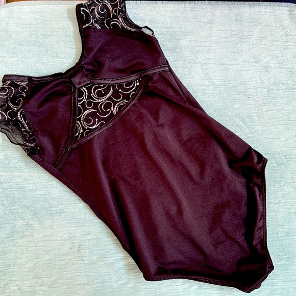 Gym/dance - Picture 2 of 3